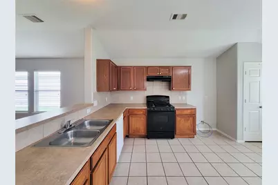 7438 Fox Knoll, Humble, TX 77338 - Photo 12