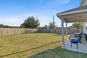 2535 Zephyr Ln, Rosenberg, TX 77471 - Photo 6