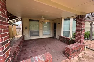 15314 Carsen Bend Dr, Houston, TX 77049 - Photo 10