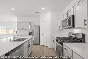 23539 Skyward Ln, Splendora, TX 77372 - Photo 2