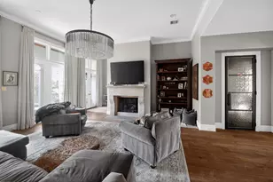 22 E Shady Ln, Houston, TX 77063 - Photo 22