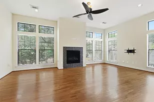 1719 Welch St, Houston, TX 77006 - Photo 2