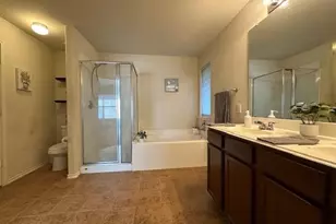 10426 Whisper Bluff Dr, Humble, TX 77396 - Photo 10