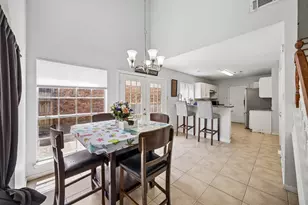 11447 W Travelers Way Cir, Houston, TX 77065 - Photo 10