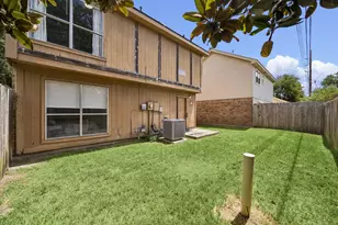 11447 W Travelers Way Cir, Houston, TX 77065 - Photo 16