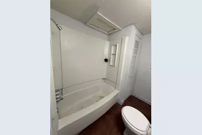4353 Brinkley Street #5, Houston, TX 77051 - Photo 16