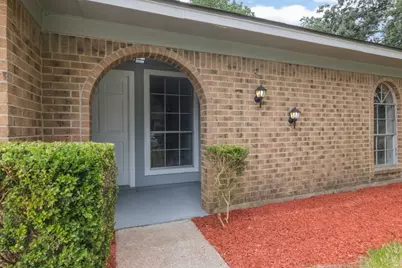 92 Sparrow Way, Beaumont, TX 77707 - Photo 2