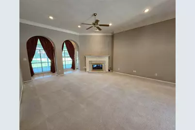 104 April Wind Drive S, Conroe, TX 77356 - Photo 10