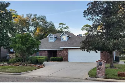 104 April Wind Drive S, Conroe, TX 77356 - Photo 2