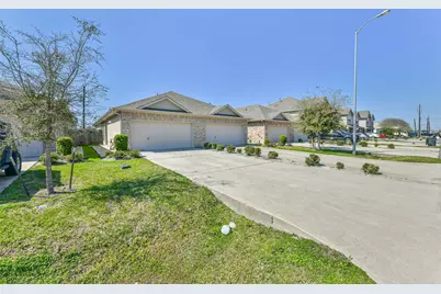 513 N 6th Street, La Porte, TX 77571 - Photo 2