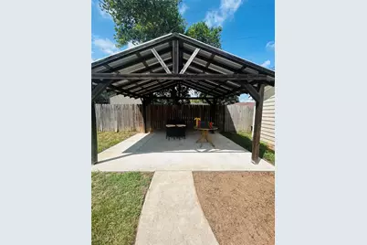 1702 Rampart Street, Columbus, TX 78934 - Photo 30