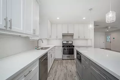 218 Ishmeal Street, Houston, TX 77076 - Photo 8