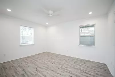 218 Ishmeal Street, Houston, TX 77076 - Photo 16