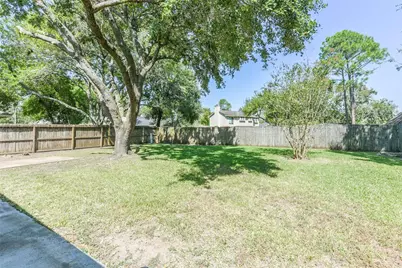 2502 Drummer Drive, League City, TX 77573 - Photo 16