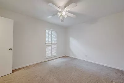2824 Briarhurst Dr #20, Houston, TX 77057 - Photo 18