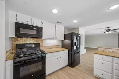 12427 Brandywyne Drive, Houston, TX 77077 - Photo 14