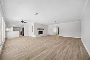 12427 Brandywyne Dr, Houston, TX 77077 - Photo 2