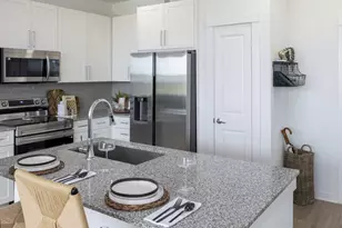 10203 Karsten, Rosharon, TX 77583 - Photo 4