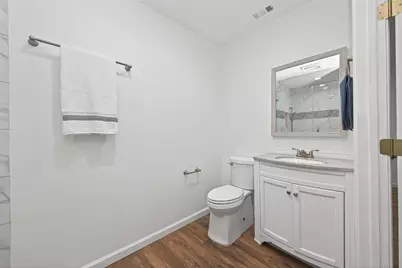 10720 Royal Forest Drive, Conroe, TX 77303 - Photo 22