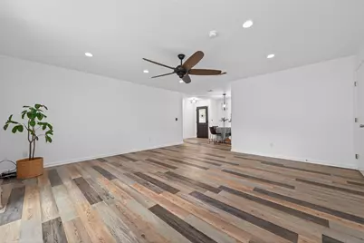 10720 Royal Forest Drive, Conroe, TX 77303 - Photo 14