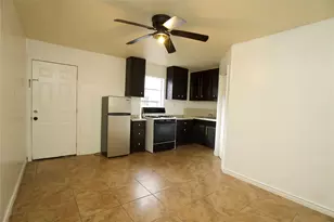 6741 Ave E, Houston, TX 77011 - Photo 2