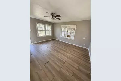 4606 Schroeder Street, Houston, TX 77011 - Photo 6