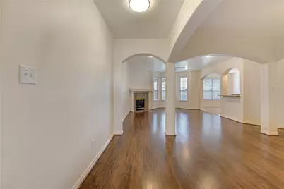7611 S Linpar Court, Houston, TX 77040 - Photo 6