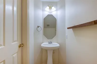 7611 S Linpar Court, Houston, TX 77040 - Photo 22