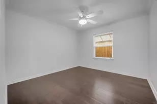 8702 Ilona Ln, Houston, TX 77025 - Photo 30
