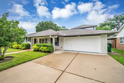 8702 Ilona Lane, Houston, TX 77025 - Photo 6