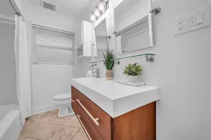 8702 Ilona Ln, Houston, TX 77025 - Photo 26