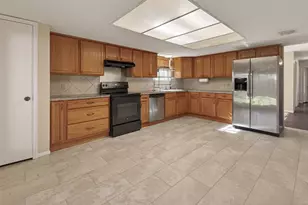 10002 Misty Trail, Houston, TX 77088 - Photo 16