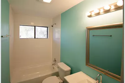 518 S Masonic Street, Bellville, TX 77418 - Photo 28