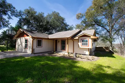 518 S Masonic Street, Bellville, TX 77418 - Photo 1