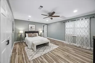 2931 Triway Ln, Houston, TX 77043 - Photo 18