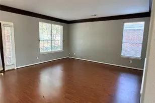 4715 Lunsford Hollow Ln, Friendswood, TX 77546 - Photo 4