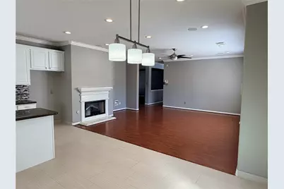 4715 Lunsford Hollow Lane, Friendswood, TX 77546 - Photo 8