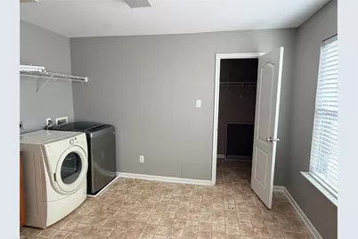 4715 Lunsford Hollow Lane, Friendswood, TX 77546 - Photo 12