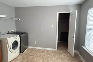 4715 Lunsford Hollow Ln, Friendswood, TX 77546 - Photo 12