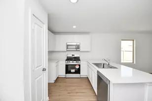 2726 Pheasant Hl Ct, Conroe, TX 77306 - Photo 12