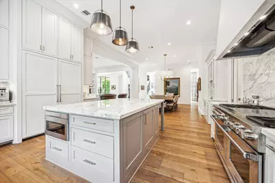 2116 Looscan Lane, Houston, TX 77019 - Photo 12