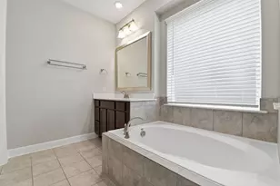 4710 Old Grove Ct, Sugar Land, TX 77479 - Photo 24