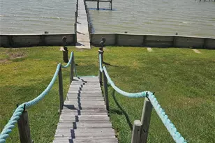 7914 Ocean Dr, Beach City, TX 77523 - Photo 20