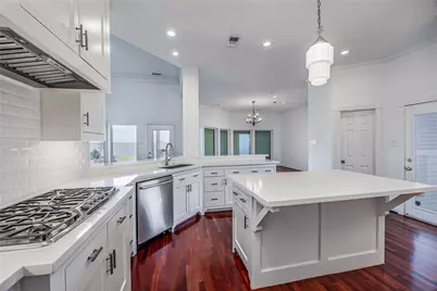 422 S Burnett Drive, Baytown, TX 77520 - Photo 28