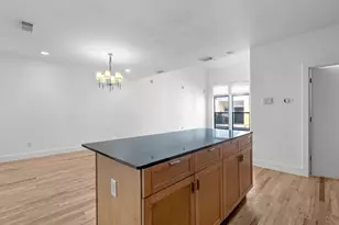 4421 Eigel St, Houston, TX 77007 - Photo 8