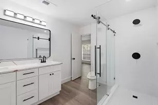 4510 Bungalow Ln, Houston, TX 77047 - Photo 24