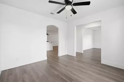 4510 Bungalow Lane, Houston, TX 77047 - Photo 12