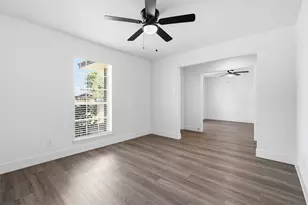 4510 Bungalow Ln, Houston, TX 77047 - Photo 10