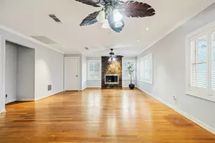 2111 N Galveston Ave, Pearland, TX 77581 - Photo 10