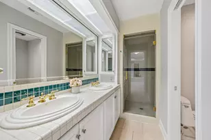 2111 N Galveston Ave, Pearland, TX 77581 - Photo 20